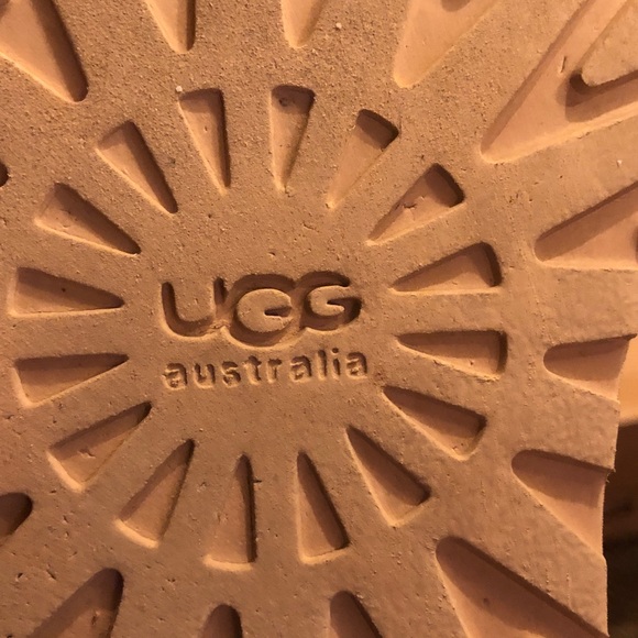 UGG Sable Winter Boots - Picture 2 of 10